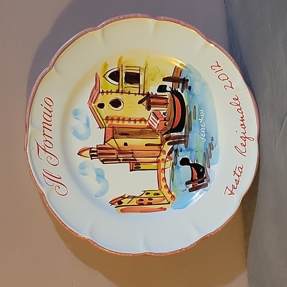 2012 IL FORNAIO FESTA REGIONALE 10" DINNER PLATE Hand Painted Venice Italy